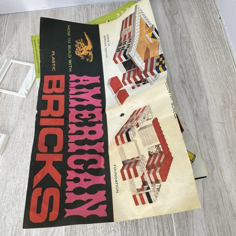 American Plastic Bricks No 705‎ Vintage Building Set Tin 1960s READ